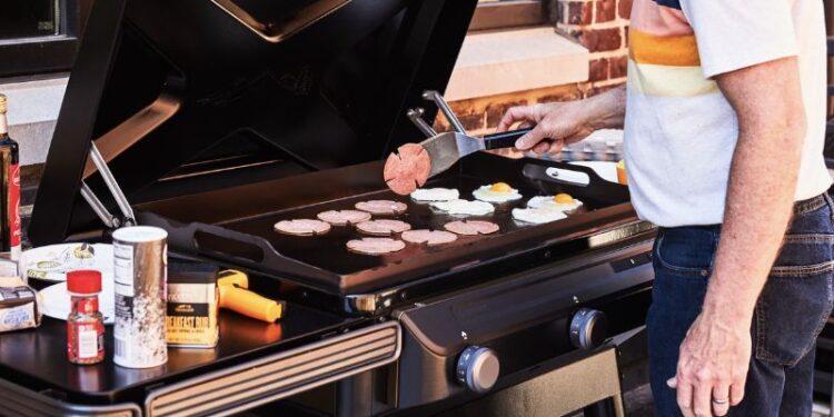 Can a Commercial Stove-top Grill Be Used for Indoor and Outdoor Cooking?